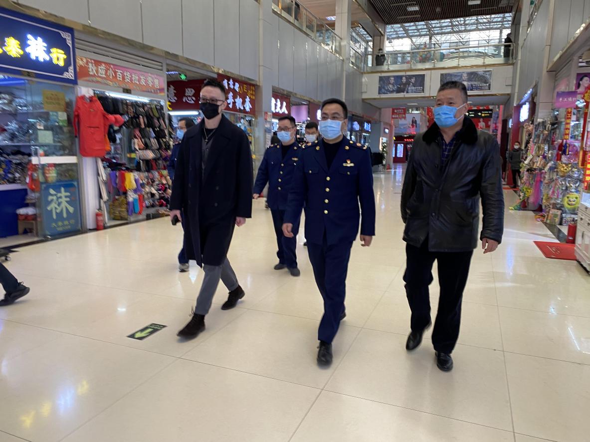拱墅區(qū)市場監(jiān)管局黨委書記、局長趙斌蒞臨錢江商城 檢查疫情防控工作
