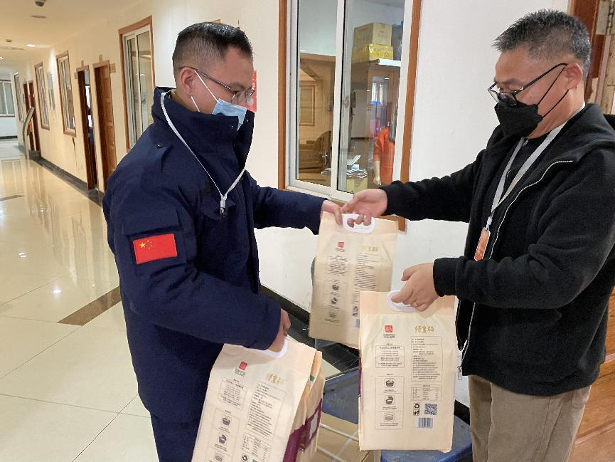 人間煙火處，年味漸濃時——錢江商城發(fā)年貨啦！